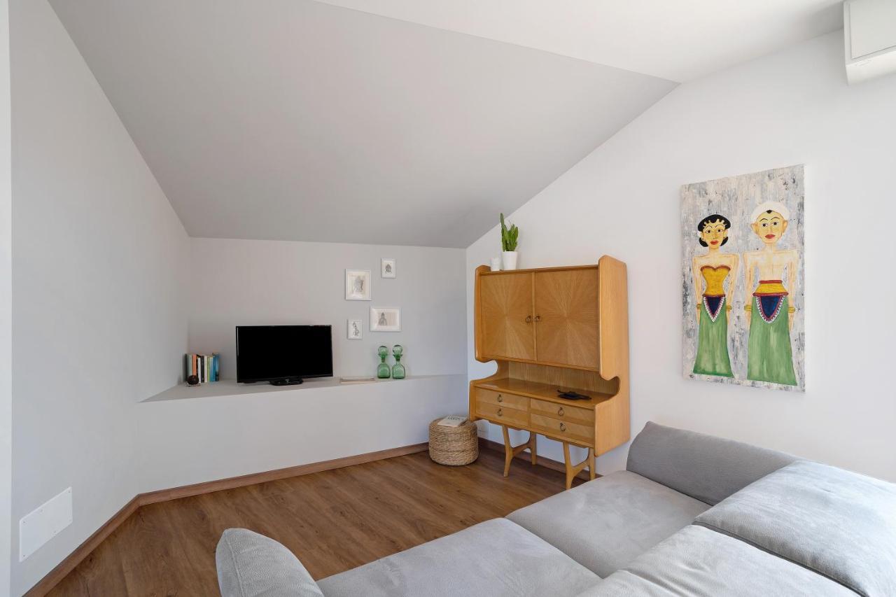 La Casa Del Riccio Apartman Arona Kültér fotó