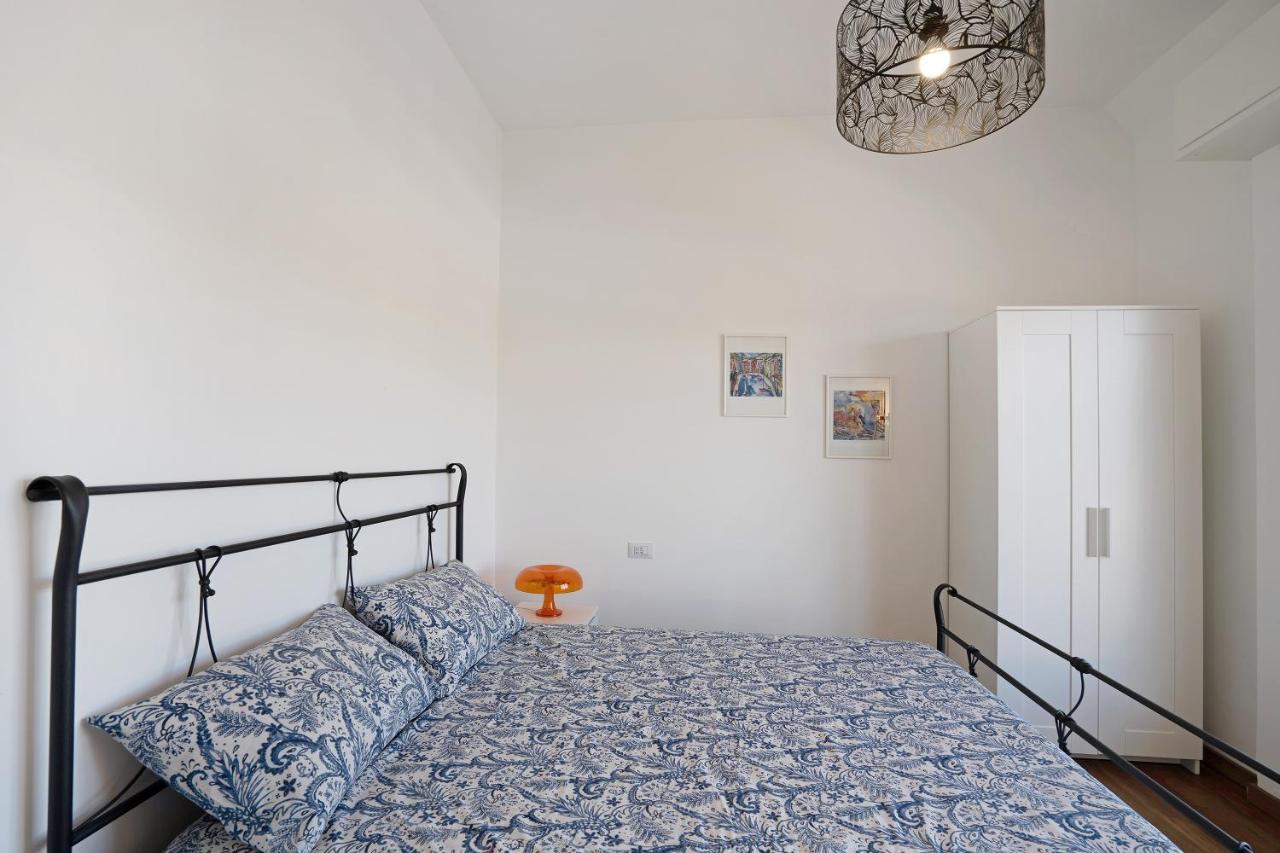 La Casa Del Riccio Apartman Arona Kültér fotó